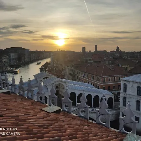 Dimora Al Doge Beato Canal View-3